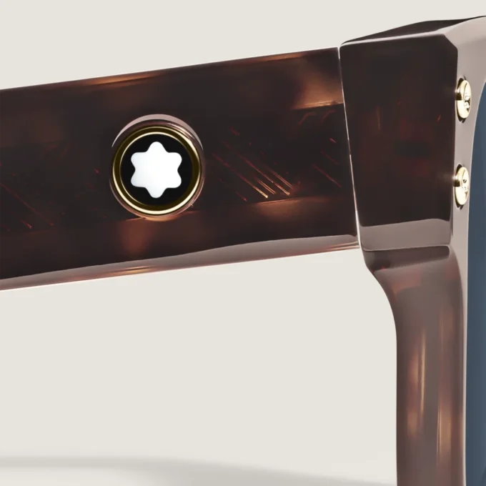 Firkantede solbriller med havanafarvet acetatstel