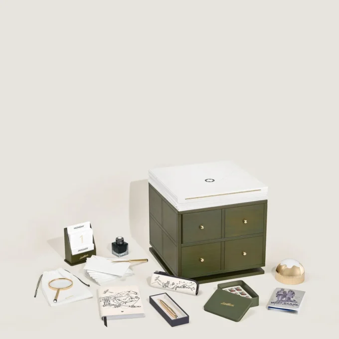 Set Happy Holiday 2025 Set Happy Holiday 2025